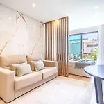 아파트 Downtown Luxury -