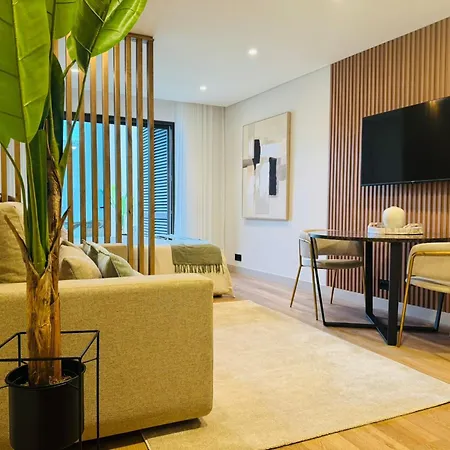 Downtown Luxury -